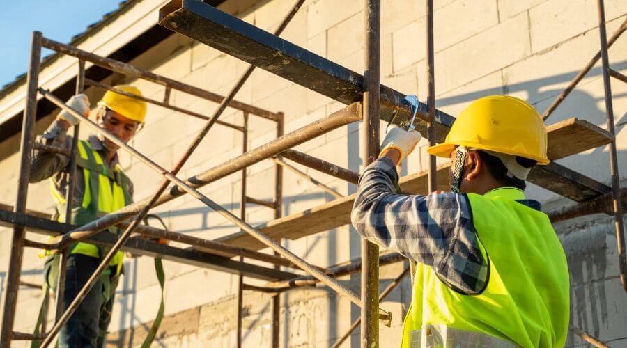 Professional fairlawn roofing services in Rochert, MN